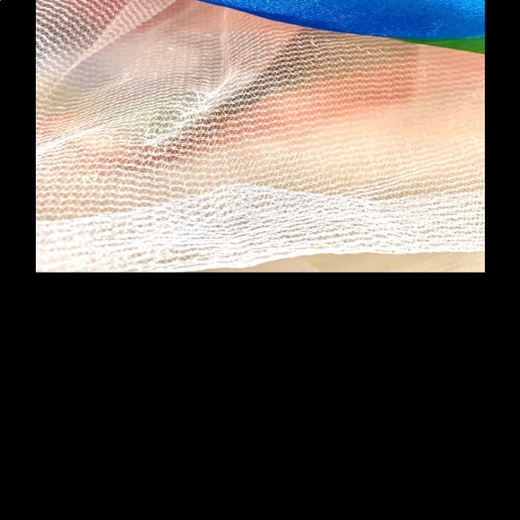 SMALL CHILD’S COLORFUL SATIN FEEL  RAINBOW TUTU WITH TULLE LINING. GREAT COSTUME - Picture 7 of 10